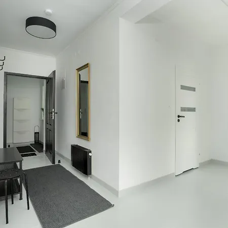 Nyaraló Beautiful House With Balcony Ideal For Families By Renters Poznań
